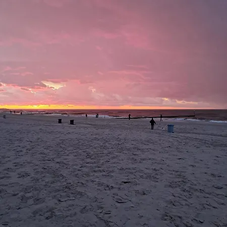 Emerald Sea 250 M Do Morza アパート コウォブジェク