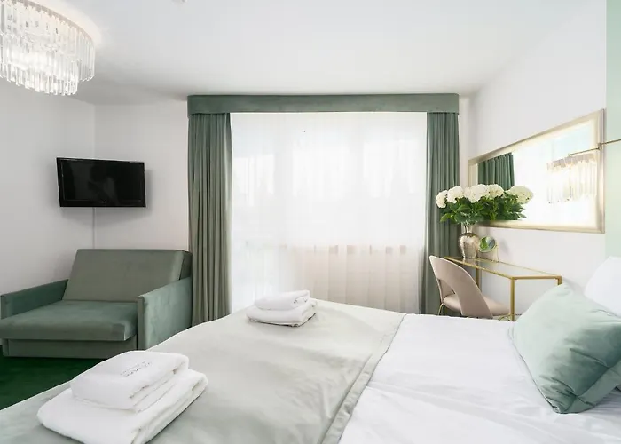 Emerald Sea 250 M Do Morza * קולובז'ג